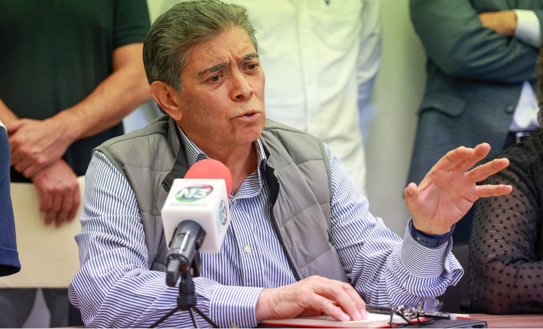 CMIC Nacional baja de la contienda a Ramírez Mantilla; el grupo "Liderazgo que une" se reorganiza y nombra a Alejandro Morales como candidato. FOTO: La Jornada de Oriente.