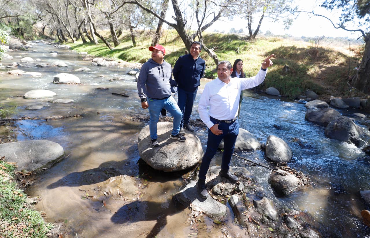 Siete frentes para el Atoyac: biodigestores y humedales lideran el rescate del río en 2026