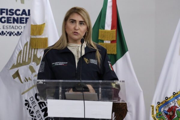 Fiscalía ya identificó a 4 de las 6 víctimas halladas en Huehuetlán; aunque el gobernador Armenta sugirió un ajuste de cuentas, FGE aclaró que aún no hay pruebas para confirmar vínculos con el crimen organizado. FOTO: FGE.