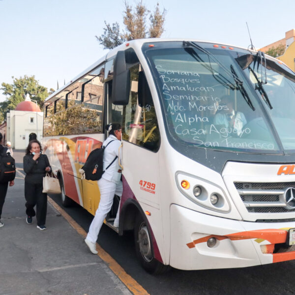 El proceso de regularización del transporte público en Puebla enfrenta una fuerte saturación en la Secretaría de Movilidad y Transporte debido al 20% que se rehusaba a cumplir las medidas. FOTO: Municipios Puebla.