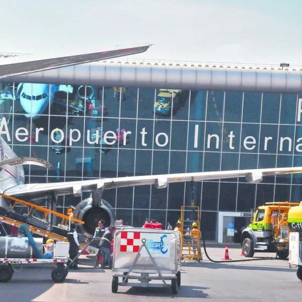 Puebla ampliará su conectividad aérea con 12 nuevas rutas desde el Aeropuerto Hermanos Serdán; habrán vuelos a nueve destinos nacionales y tres internacionales. FOTO: Yahoo Noticias.