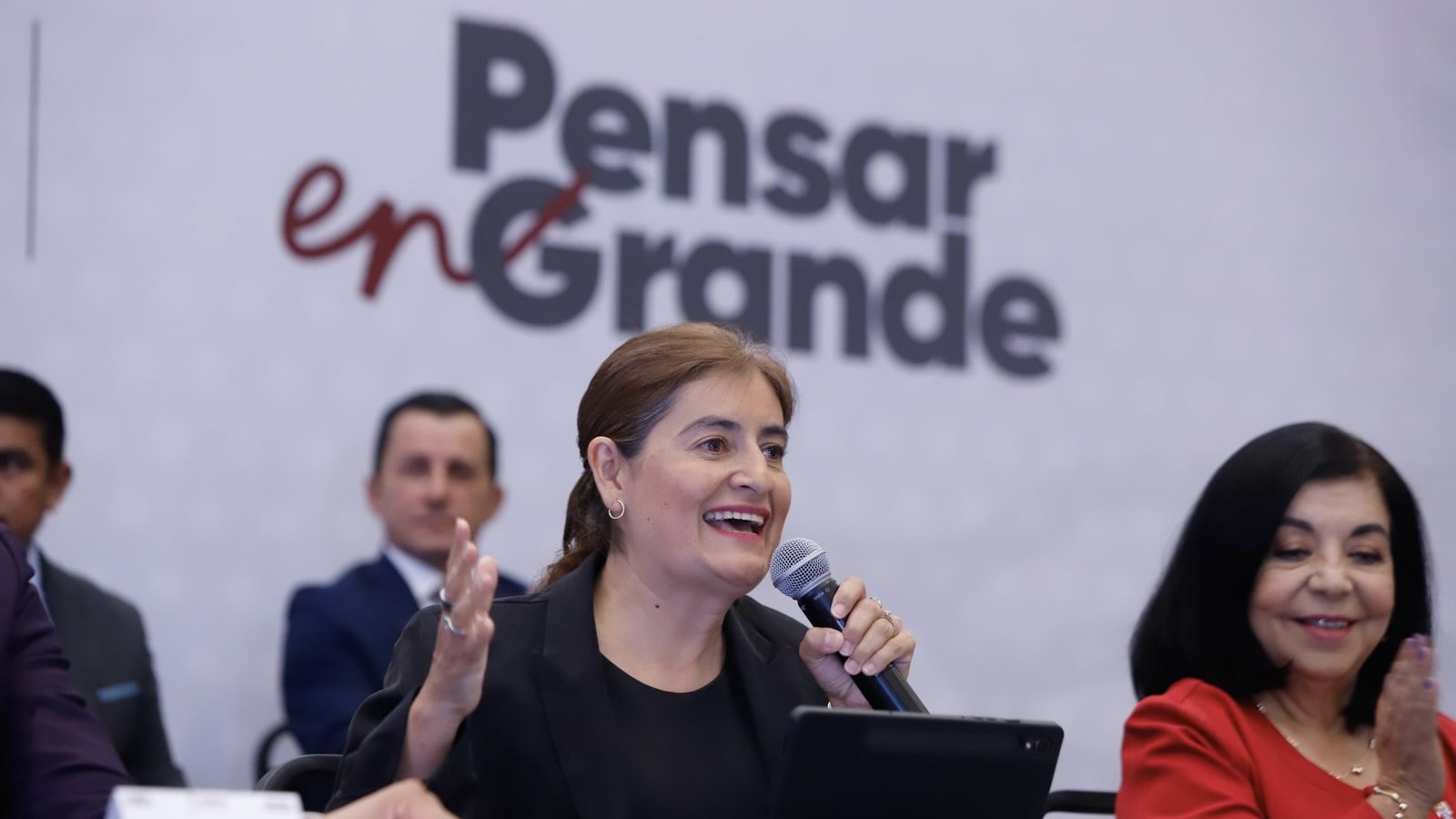 De Puebla a la Federación: Celina Peña se integra al equipo de Claudia Sheinbaum y deja al Gobierno del Estado