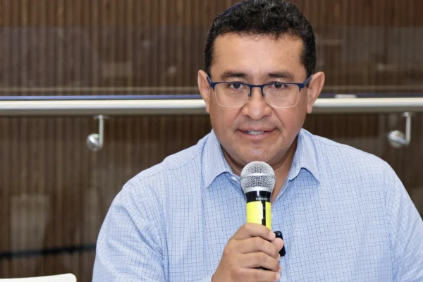 Congreso respalda la revisión a la alcaldesa de San Andrés Cholula; Pavel Gaspar señala que todos los ediles están obligados a transparentar recursos y que el proceso seguirá su curso legal.
