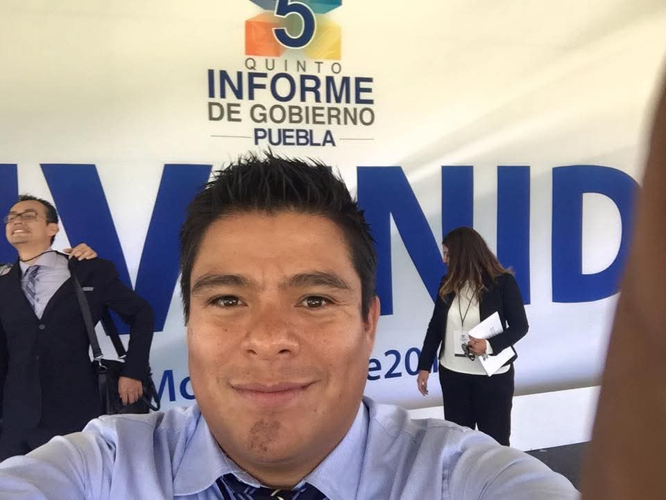 El PAN Puebla rechazó cualquier vínculo con Christian N., presunto implicado en el doble homicidio de Karina Ruiz y Alexandro Tello; afirmó que no es proveedor ni tiene relación con la dirigencia estatal. FOTO: Redes sociales.