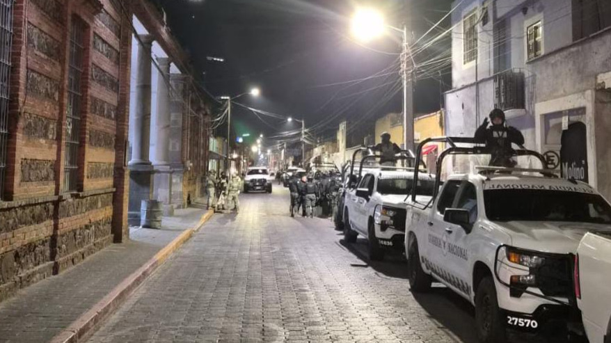 Trasladan a 30 internos del penal de Cholula a Tepexi de Rodríguez para reducir hacinamiento