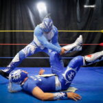 La SSC de Puebla iniciará el proceso de baja para el luchador y policía "Pegasso", tras ser vinculado a proceso por agredir a su hijo. FOTO: Controversia Puebla.