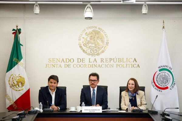 Ignacio Mier anunció la suspensión del salón de belleza tras la ola de críticas por presuntos privilegios. FOTO: FB @NachoMierV.