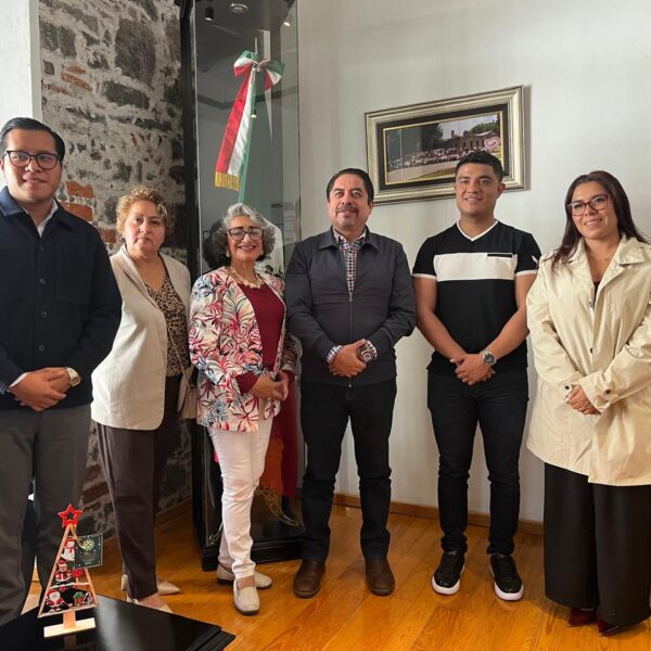 El DIF Cholula sostuvo un encuentro de trabajo con autoridades del DIF Estatal para revisar acciones y programas previstos para el municipio.