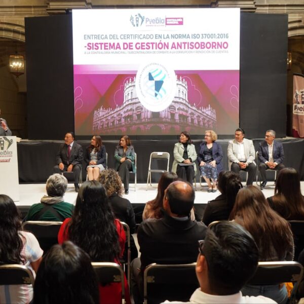 El Gobierno de la Ciudad recibió una certificación en prevención y combate al soborno con controles en trámites de padrones de proveedores y contratistas.