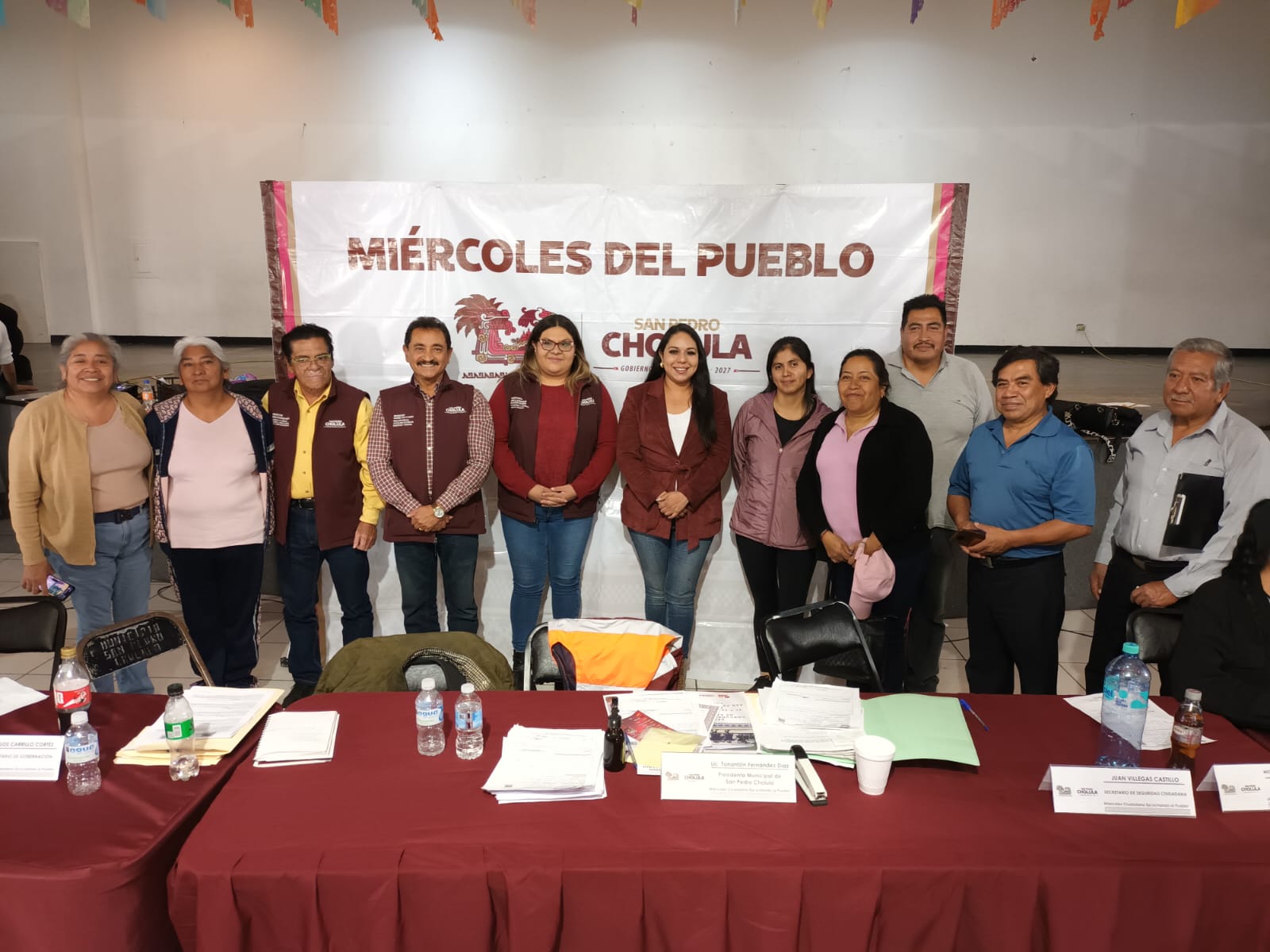 DIF Cholula entregó aparatos funcionales a personas con discapacidad en el 'Miércoles del Pueblo'.