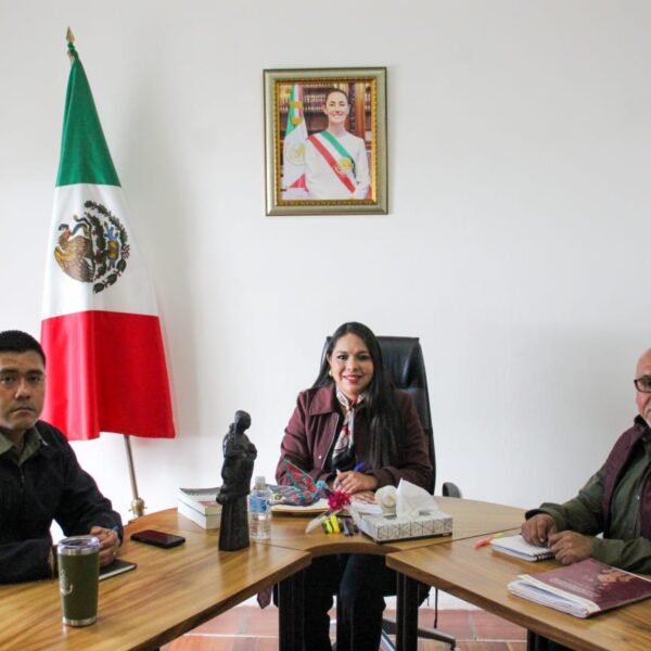 La Mesa de Seguridad fortalece acciones preventivas y refuerza la presencia operativa en zonas de alta afluencia en San Pedro Cholula..