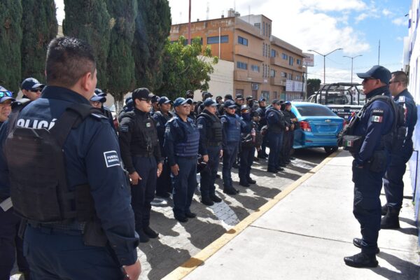 Un operativo coordinado entre corporaciones municipales, estatales y federales permitió la seguridad total y saldo blanco del Carnaval de San Pedro Cholula 2026.