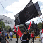 Comienza el caos en la Atlixcáyotl; la "28 de Octubre" marcha contra taxis grupales. FOTO: Reto Diario.