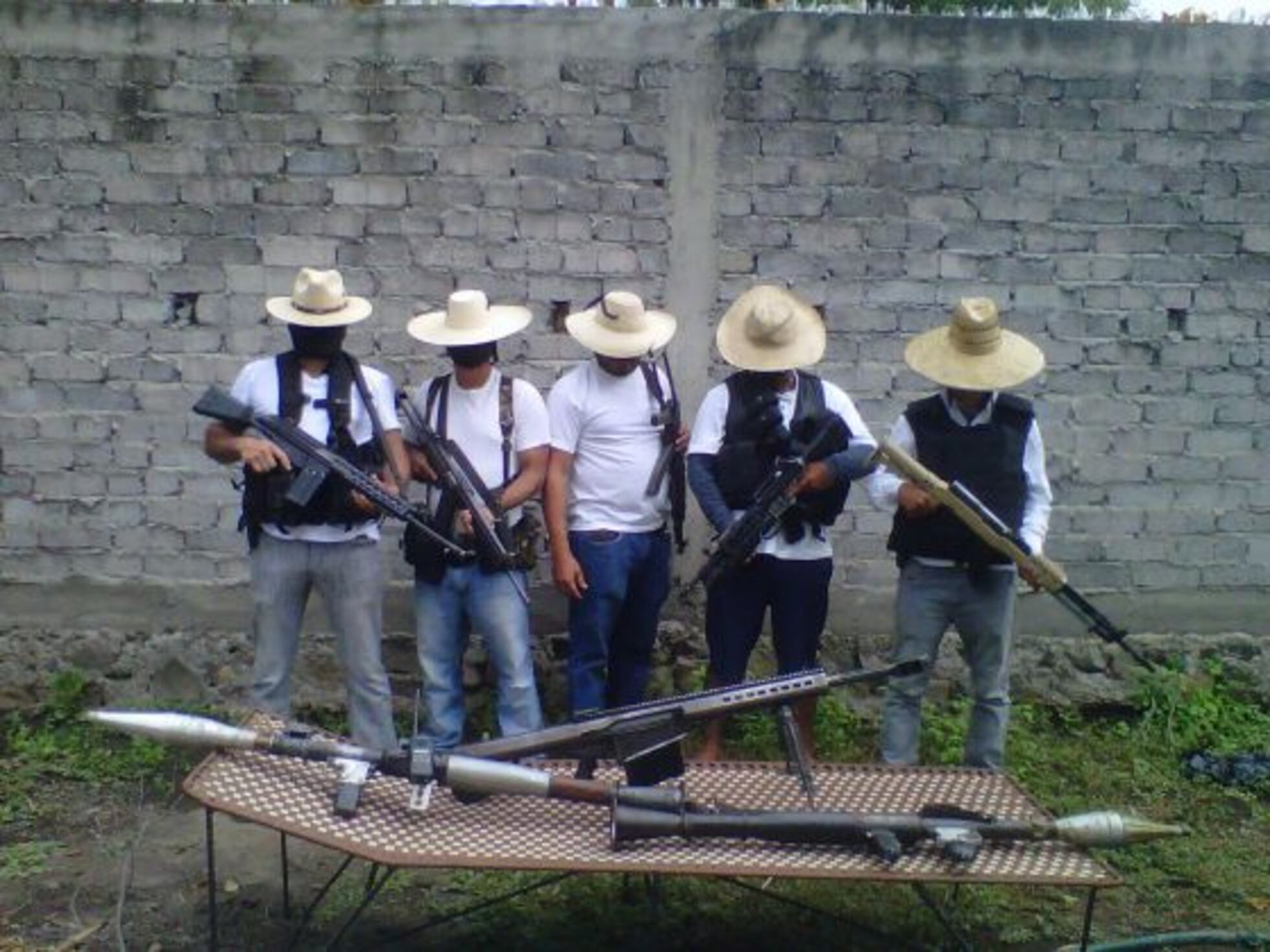 Harfuch confirmó la detención de siete integrantes clave de un grupo criminal señalado como uno de los principales generadores de violencia en Michoacán. FOTO: El País.