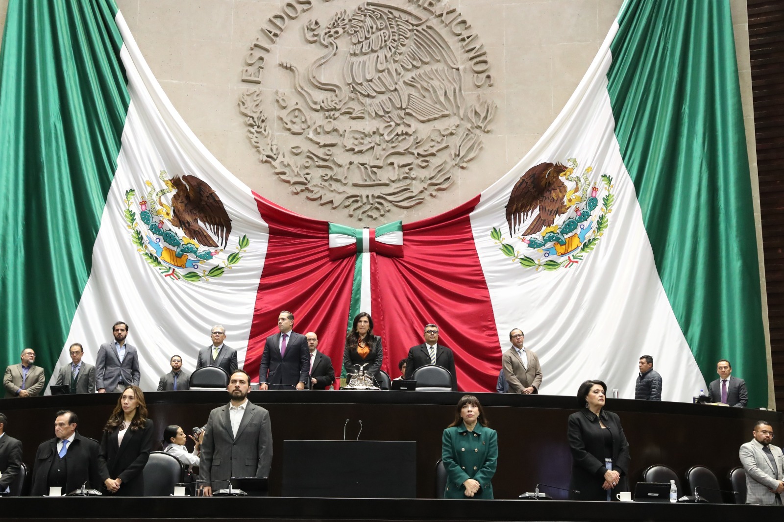 Cámara de Diputados conmemora el 109 aniversario de la Constitución de 1917 en sesión solemne