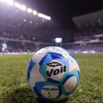 El pasto del estadio Cuauhtémoc ya presenta 75% de avance en su rehabilitación y estaría listo en un máximo de 15 días.