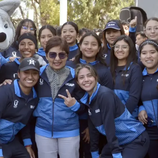 La rectora Lilia Cedillo confirmó que todos los egresados de prepas y bachilleratos BUAP tienen su lugar asegurado en la universidad para este 2026.