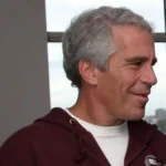 Sheinbaum fijó la postura del Gobierno de México ante la difusión de los archivos vinculados al caso Jeffrey Epstein y aclaró bajo qué condiciones el país podría colaborar con las investigaciones. FOTO: BBC.