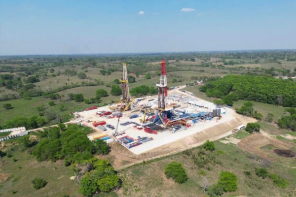 Pemex avanza en su nuevo esquema de inversión mixta, Grupo Carso de Carlos Slim obtuvo el desarrollo del campo Macabil, la 'joya de la corona', por 20 años.