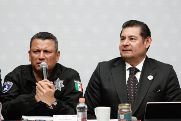 El vicealmirante Francisco Sánchez confirmó que el CJNG tiene presencia en la Sierra Norte, la Mixteca y la zona metropolitana de Puebla. FOTO: El Heraldo de Puebla.