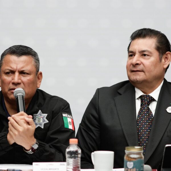 El vicealmirante Francisco Sánchez confirmó que el CJNG tiene presencia en la Sierra Norte, la Mixteca y la zona metropolitana de Puebla. FOTO: El Heraldo de Puebla.