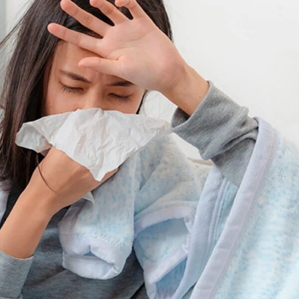 Lo que comienza como fiebre, tos y escurrimiento nasal puede ser algo más que una gripe, en medio del brote de sarampión en México.