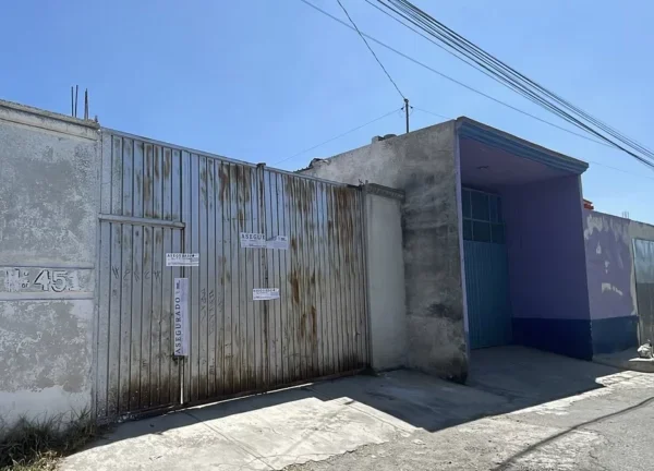 Excavaciones en Xonacatepec; FGE busca fosas clandestinas en predio vinculado a bandas criminales.