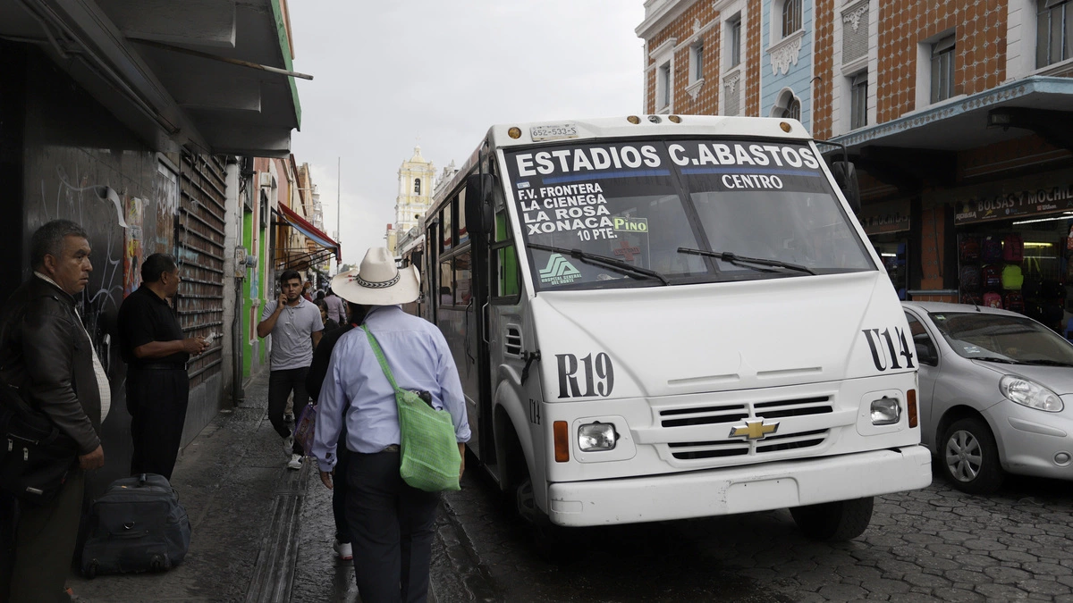 Rutas 10 y 19, las primeras sancionadas en operativos de transporte en Puebla