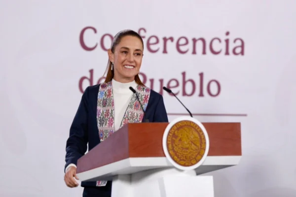 Claudia Sheinbaum presentó su propuesta de reforma electoral con cambios en la integración del Congreso, recortes presupuestales a organismos electorales y nuevas reglas de fiscalización. FOTO: Germán Canseco.