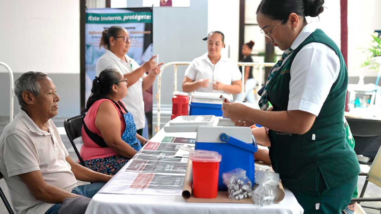 IMSS-Bienestar intensifica vacunación y vigilancia epidemiológica para contener brote de sarampión en México