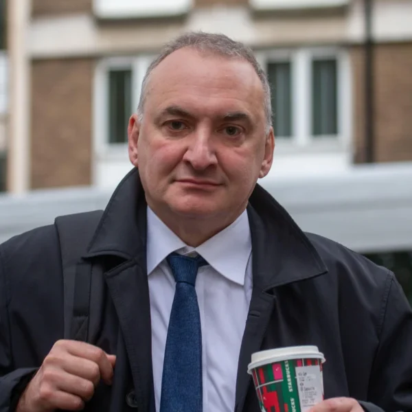 Chris Wormald, secretario de gabinete del primer ministro británico Keir Starmer, anunció su dimisión por vínculos en el caso Jeffrey Epstein. FOTO; ZUMA Press.