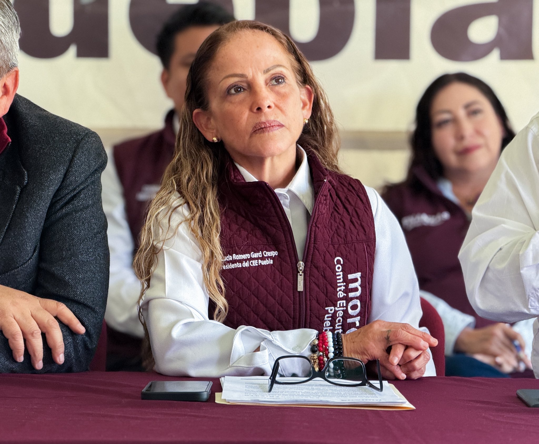 Morena Puebla llamó a la “prudencia y mesura” al alcalde de Chignahuapan y a la diputada Nayeli Salvatori tras recientes polémicas.