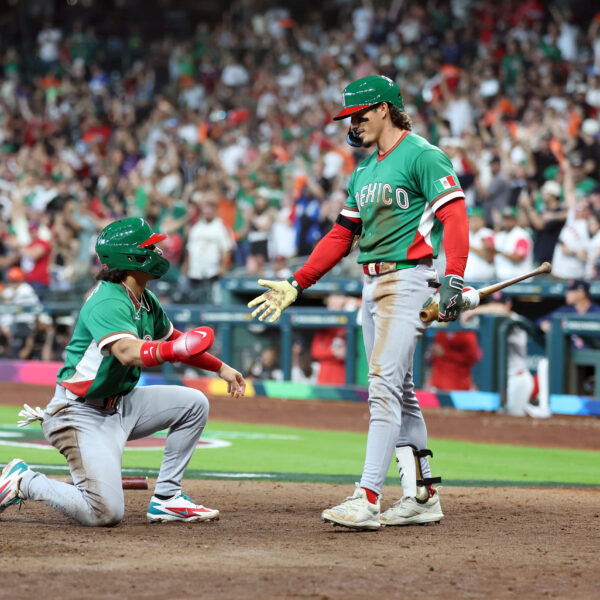 México rompió una racha negativa en el arranque del Clásico Mundial de Béisbol al imponerse 8-2 frente a Gran Bretaña. FOTO: Rob Tringali.