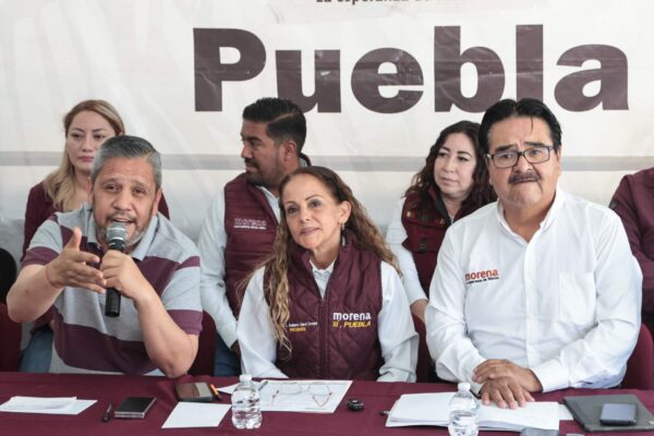 Morena Puebla reconoció que sí usó recursos partidistas para pagar fotomultas y aseguró que asumirá la sanción impuesta por la autoridad electoral. FOTO: EsImagen.