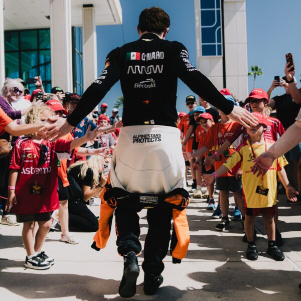 Arrancó la temporada 2026 de la IndyCar Series y el mexicano Pato O'Ward inició la campaña con un resultado. FOTO: FB @PatricioOWard.