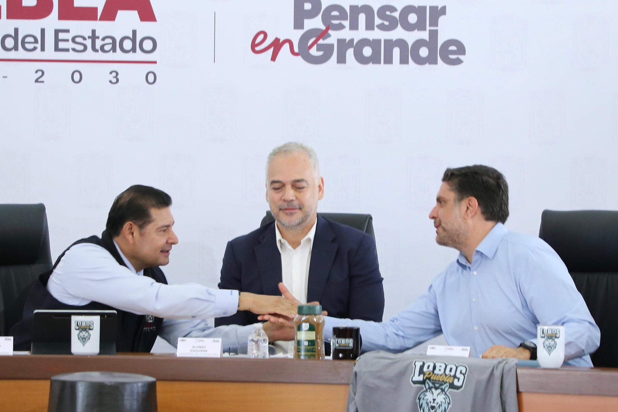 Lobos de Puebla formalizó su regreso a la LNBP para la temporada 2026. FOTO: FB @LobosPueblaMx.