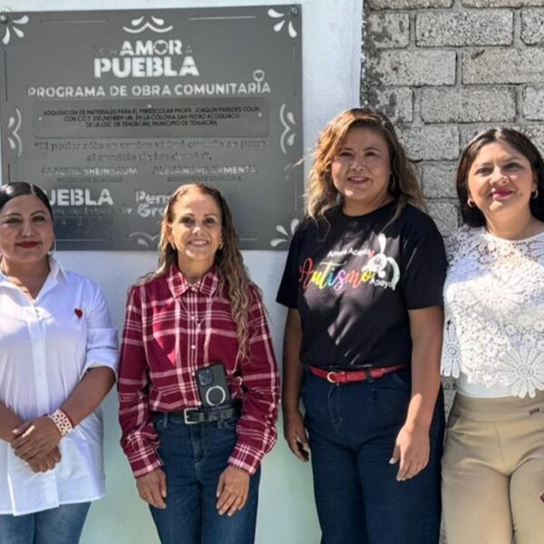 Un evento público en Tehuacán generó atención luego de que figuras políticas encabezaran la inauguración de una obra comunitaria.