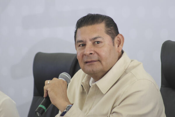 El Gobierno de Puebla lanzará un espacio en medios para escuchar quejas contra autoridades y fallas en servicios públicos.