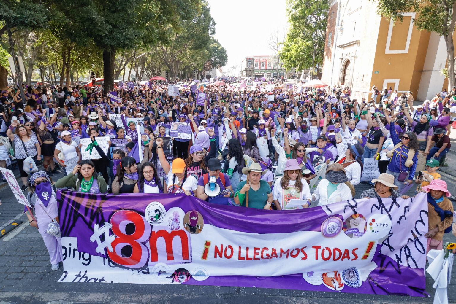 Diversas colectivas y organizaciones convocaron a movilizaciones este 8 de marzo en Puebla para visibilizar la lucha por la igualdad y exigir justicia ante la violencia de género. FOTO: Agencia Enfoque.