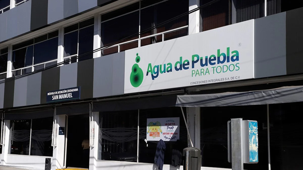 Armenta anunció que interpondrá un proceso judicial contra Agua de Puebla por irregularidades en la concesión y fallas en el servicio.