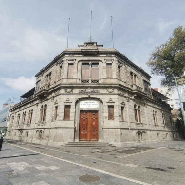 Tras semanas de protestas, cesaron al director del Conservatorio de Música; investigaciones apuntan a irregularidades financieras y manejo indebido de la nómina. FOTO: Identidad Puebla.