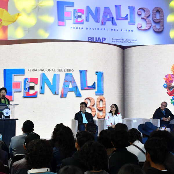 La BUAP inauguró la edición 39 de la Feria Nacional del Libro en el Edificio Carolino. FOTO: BUAP.
