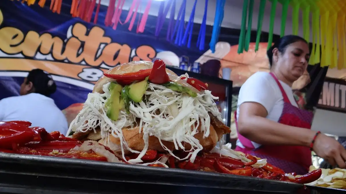 Ya hay fecha de la 8ª edición del Festival de la Cemita Poblana 2026; habrán más de 40 expositores y decenas de variedades de este icónico platillo. FOTO: Festival de la Cemita.