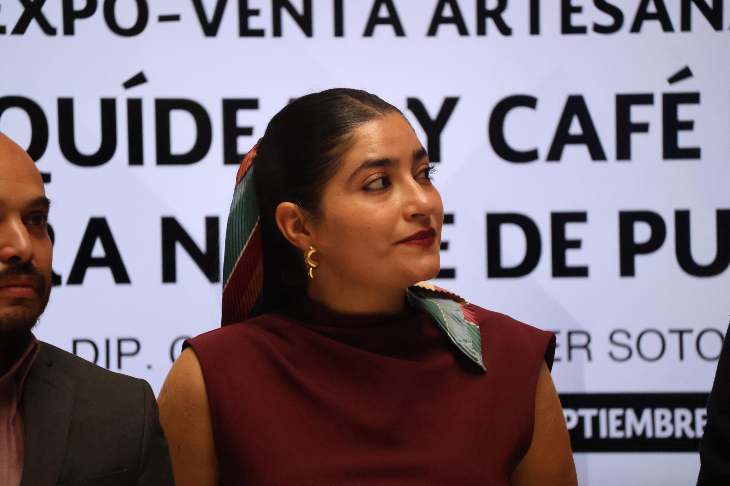 La diputada federal Gissel Santander propuso reformar la Ley General de Educación para promover el uso seguro y responsable de tecnologías digitales en infancias y adolescentes.