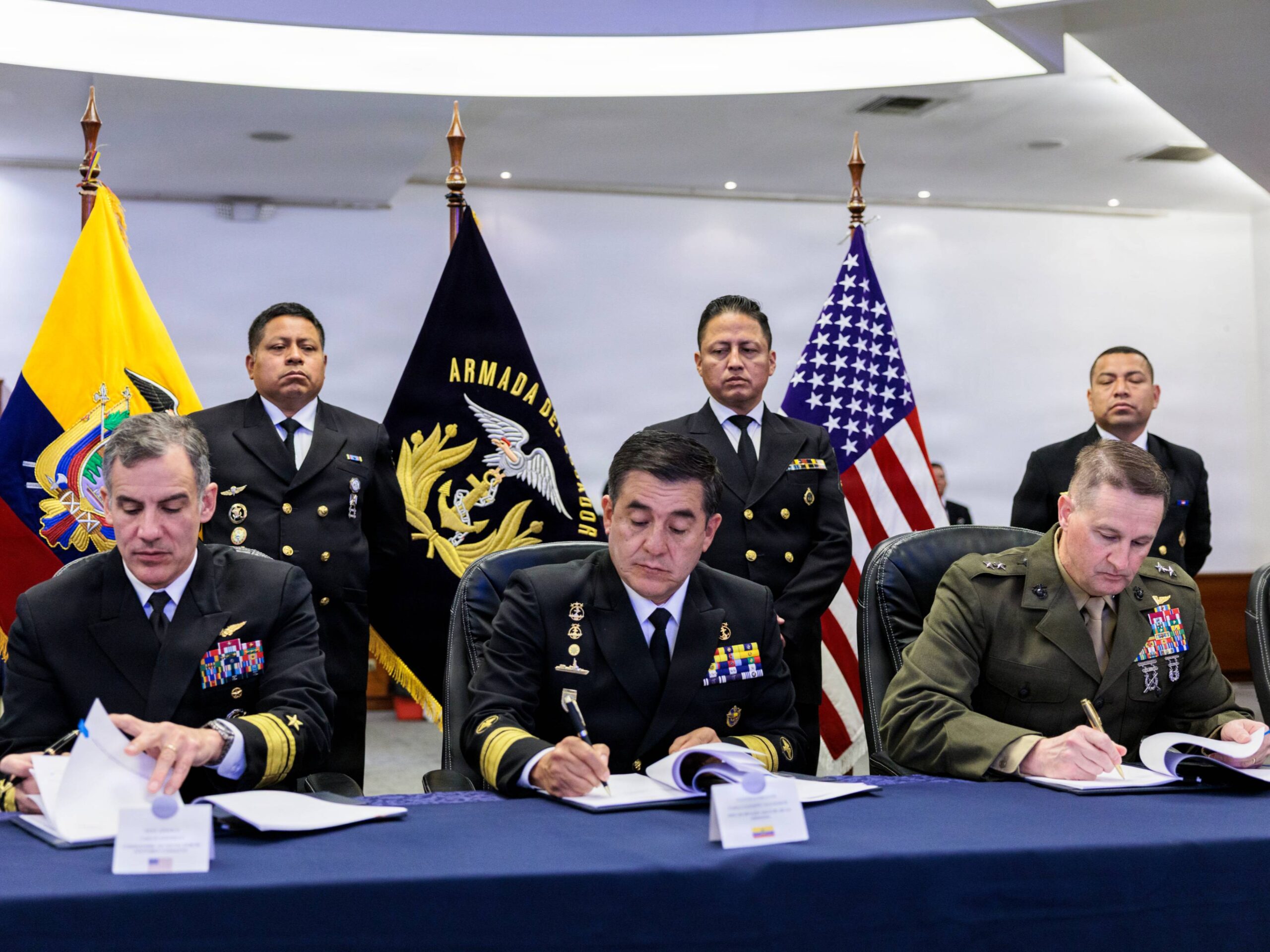 Ecuador comenzó operaciones militares conjuntas con Estados Unidos contra organizaciones criminales consideradas "terroristas" en su territorio. FOTO: US Southern Command.