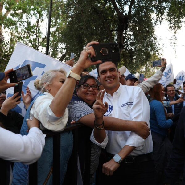 Jorge Romero anunció que las candidaturas del PAN rumbo a 2027 se definirán mediante encuestas abiertas a la ciudadanía. FOTO: X @JorgeRoHe.