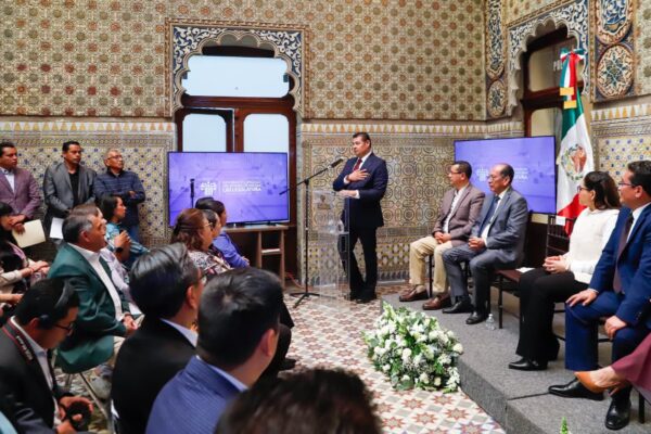 El Congreso de Puebla inauguró el Salón de Protocolos “Elena Garro” en su antigua sede, en homenaje a la escritora poblana y a la contribución de las mujeres en la vida cultural del país.