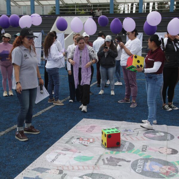 Pep Chedraui encabezó el rally “La Ruta del 8M" para promover la reflexión sobre igualdad y derechos de las mujeres.