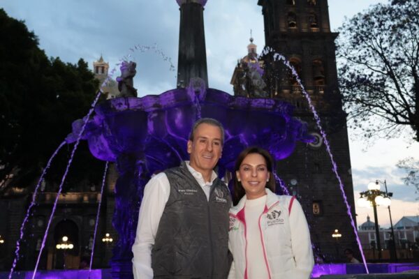 Con la iluminación de la Fuente de San Miguel el gobierno municipal refuerza el llamado a la igualdad de género y la erradicación de la violencia contra las mujeres