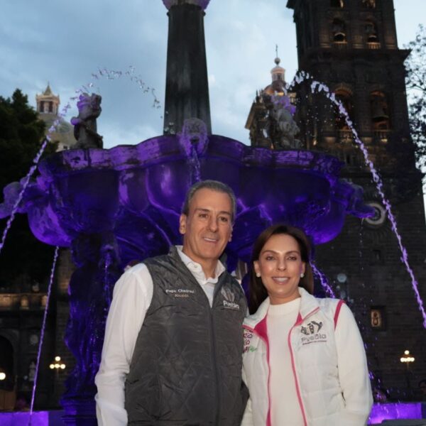 Con la iluminación de la Fuente de San Miguel el gobierno municipal refuerza el llamado a la igualdad de género y la erradicación de la violencia contra las mujeres
